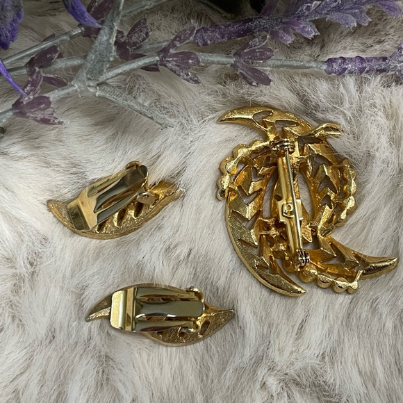Stunning Vintage Set of Brooch and Earrings - Picture 3 of 7